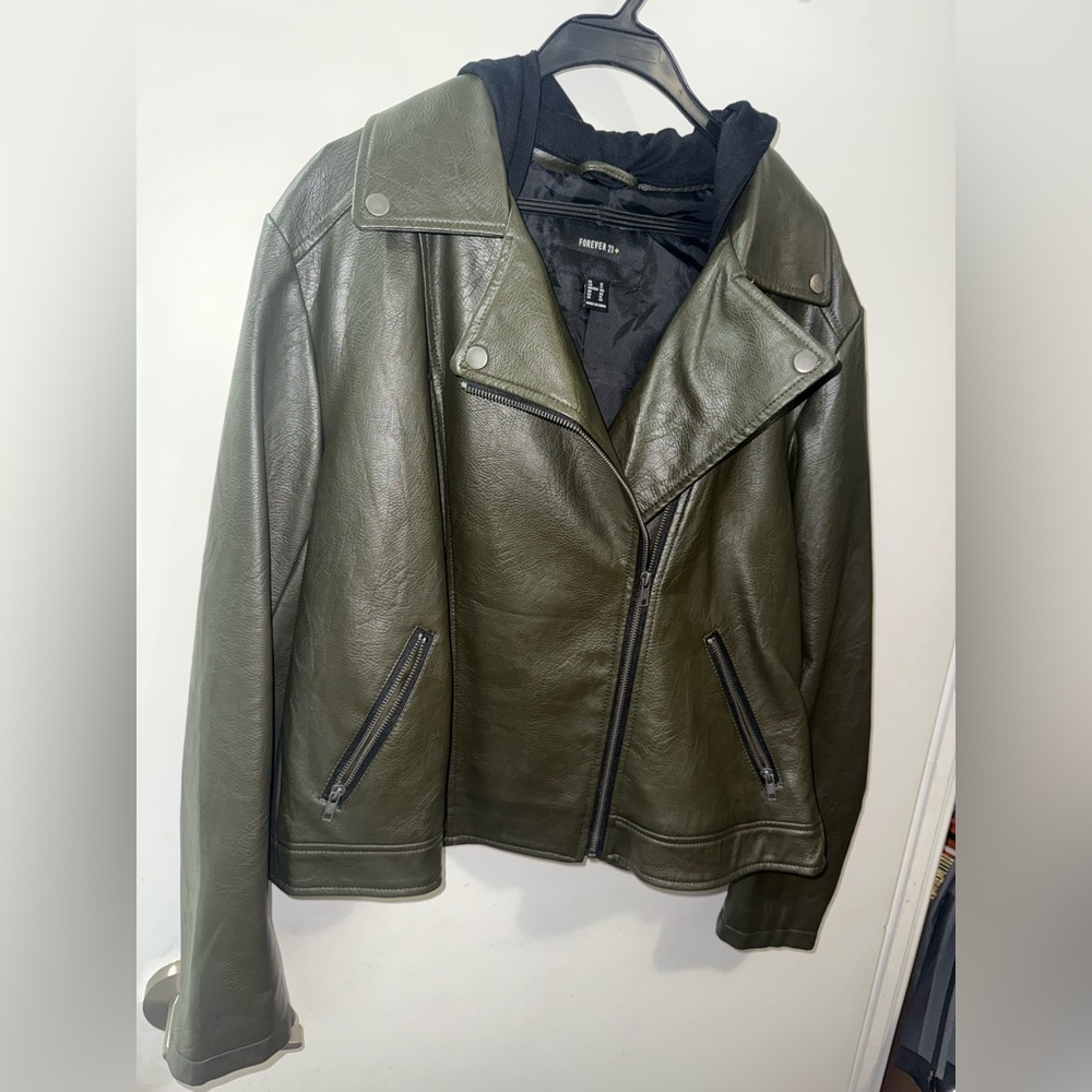 Forever 21 women’s  Green Leather Bomber Jacket